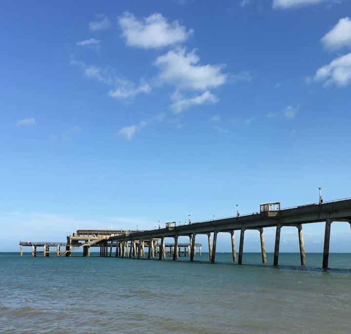 Charming Apartment In Deal Near The Beach & Town Extérieur photo